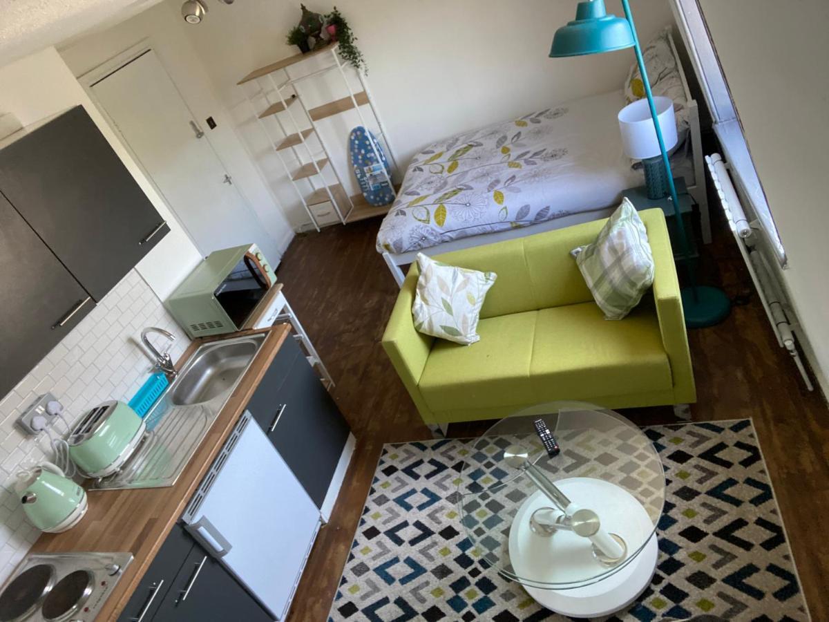 Accommodation Hub Studio 3 Лондон Экстерьер фото